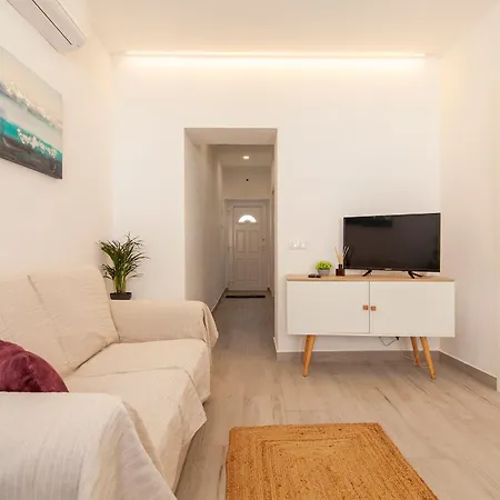 Alegria's House Apartmán